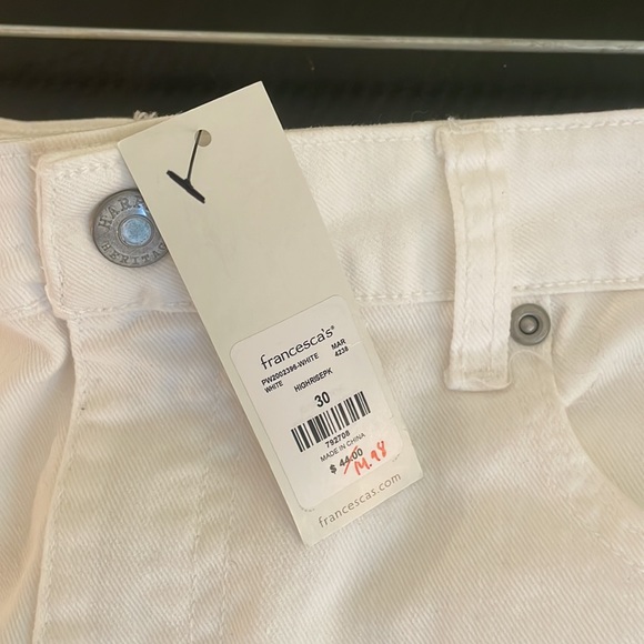 White distressed jean short - Picture 3 of 3